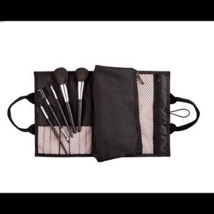 Mary Kay Essential Brush Collection
